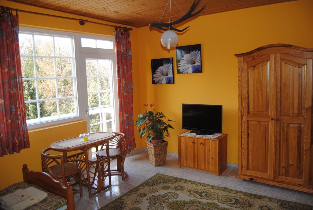 Villa Hedi Дунакилити Экстерьер фото